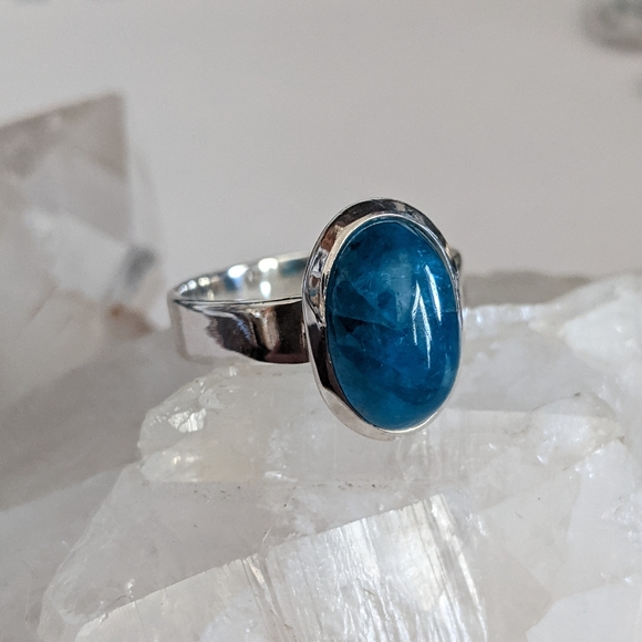 Natural Blue Apatite, 925 Silver Ring, Size 6.5 - Picture 5 of 8